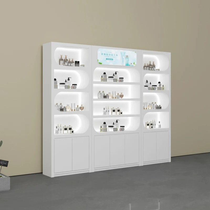 Nordic Minimalist Beauty Salon - Luxury Skincare Display 评论和价格